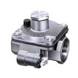 Maxitrol 1/2" Poppet Type Regulator RV48-1/2, Up To 250,000 BTU